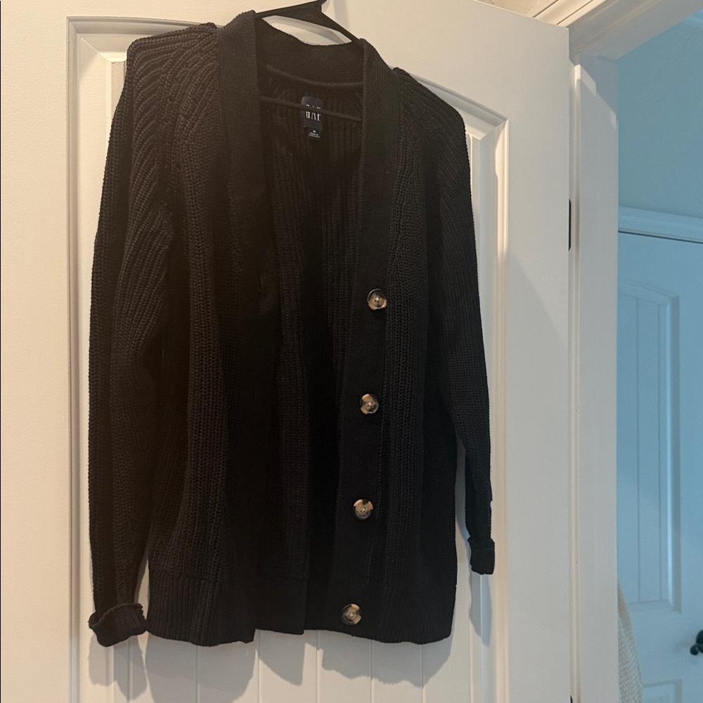 GAP Black Ribbed Button-Front Cardigan - Picture 1 of 1